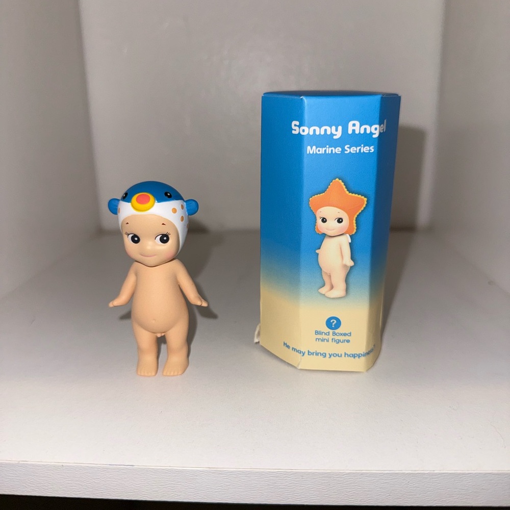 AUTHENTIC Puffer Fish Sonny Angel